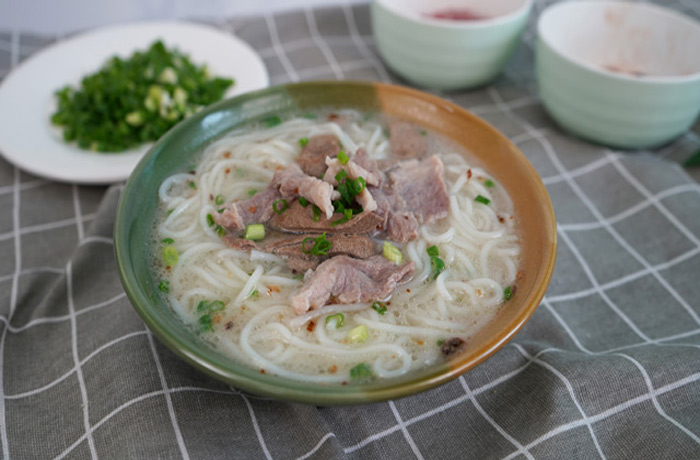 天等原味汤粉王培训